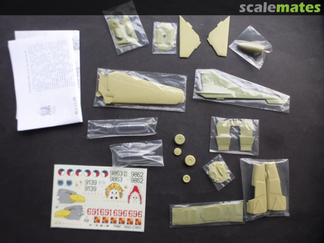 Contents MiG-23 BN Conversion Kit 48007 MiKu