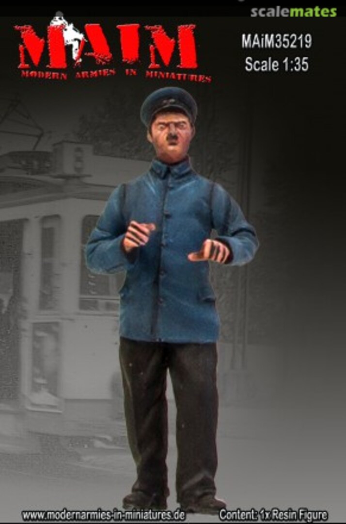 Boxart Tramcar Driver (for Miniart) MAIM35219 MAiM