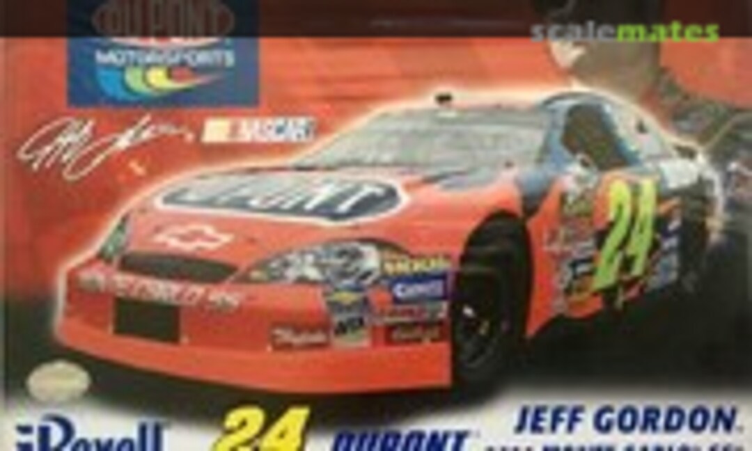 1:24 24 Dupont Jeff Gordon 2006 Monte Carlo SS (Revell 85-2028)