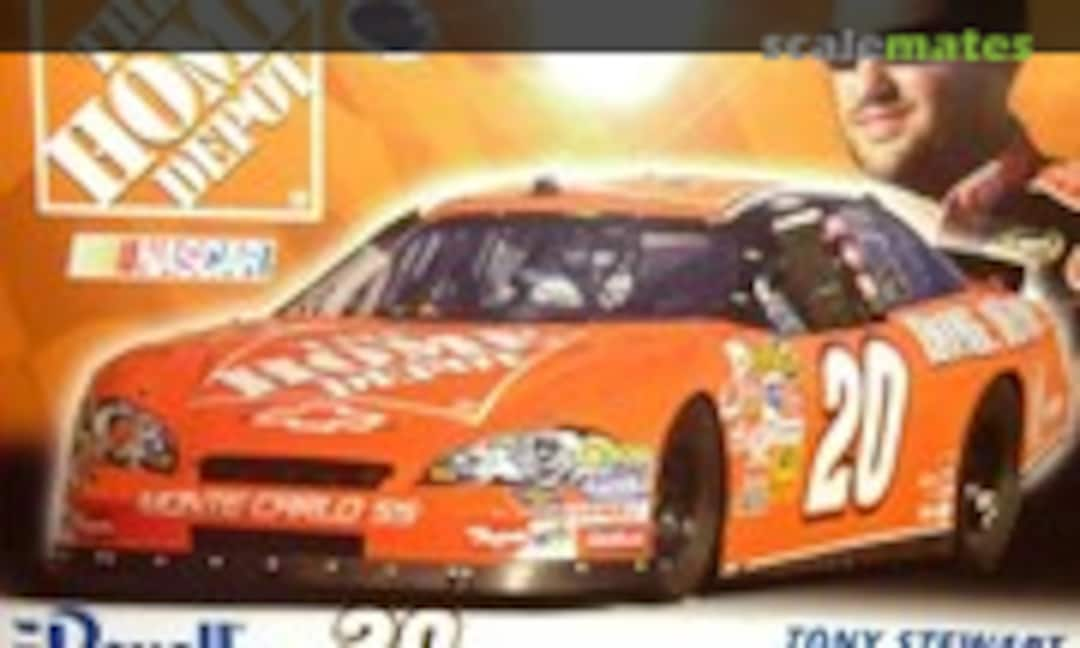 1:24 20 The Home Depot Tony Stewart 2006 Monte Carlo SS (Revell 85-2029)