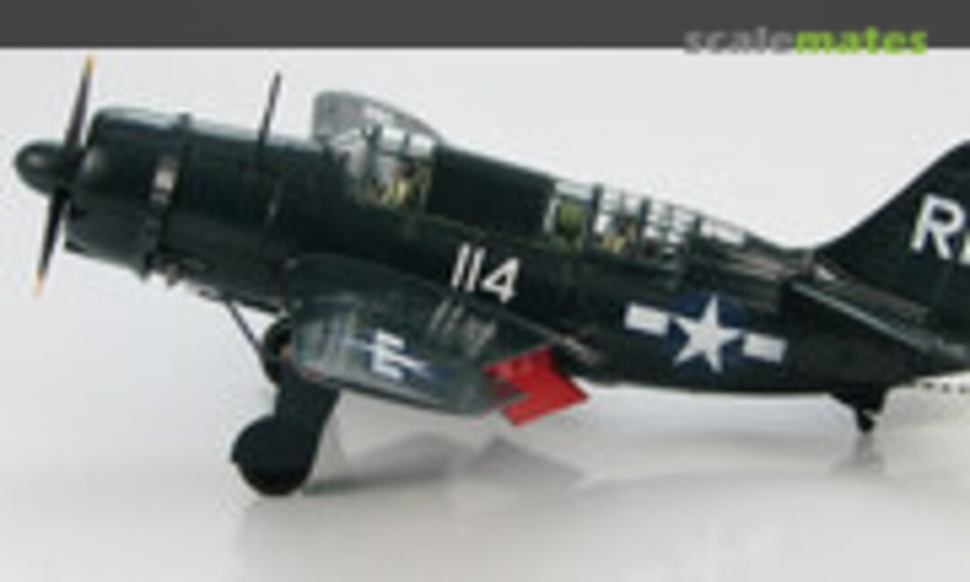 Curtiss SB2C-4 Helldiver (Hobby Master HA2211)