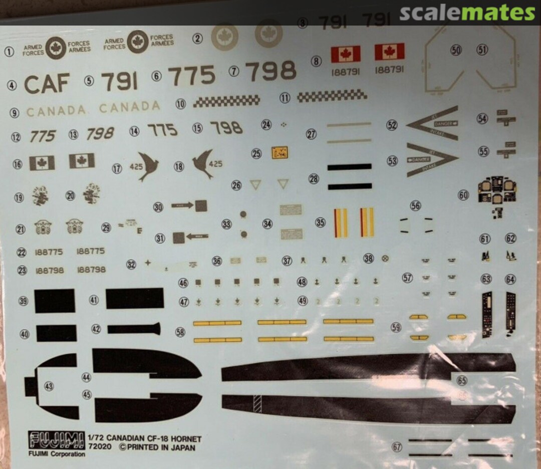 Contents CF-18 Hornet 72020 Fujimi