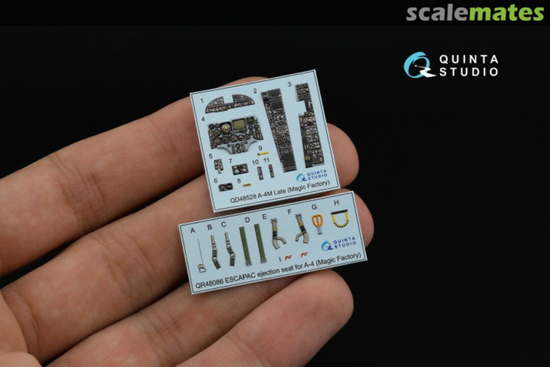 Contents A-4M Skyhawk (late with HUD) interior 3D decals QD48528 Quinta Studio