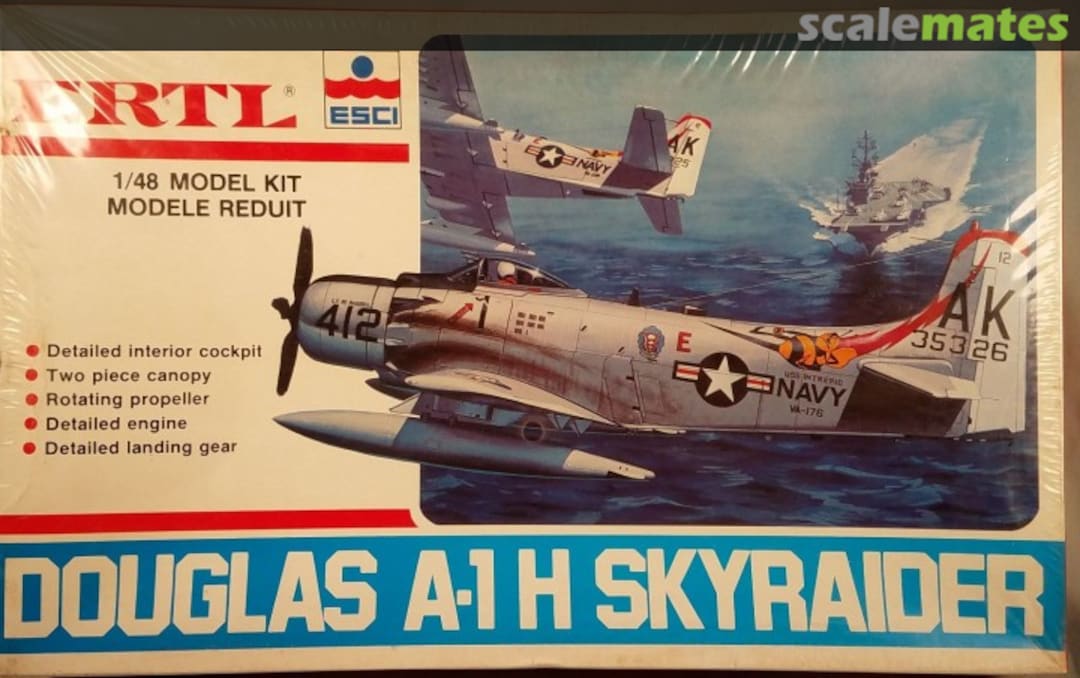 Boxart Douglas A-1H Skyraider 8215 ERTL