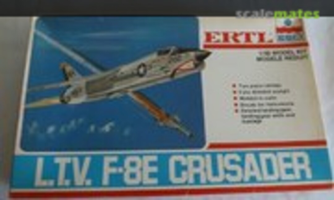 1:48 Linc-Temco-Vought F-8E Crusader (ERTL 8202)