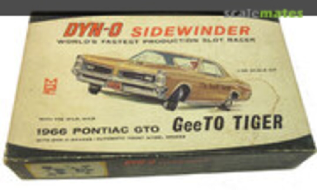 1:25 1966 Pontiac GTO (MPC MP141)