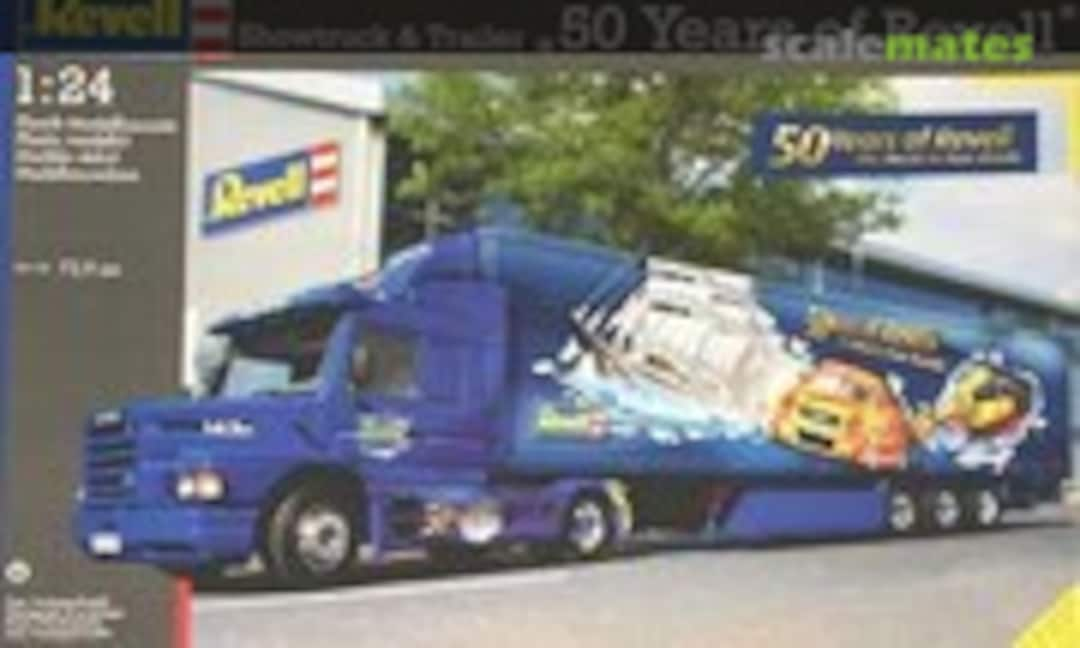 1:24 Showtruck &amp; Trailer „50 Years of Revell&quot; (Revell 07524)