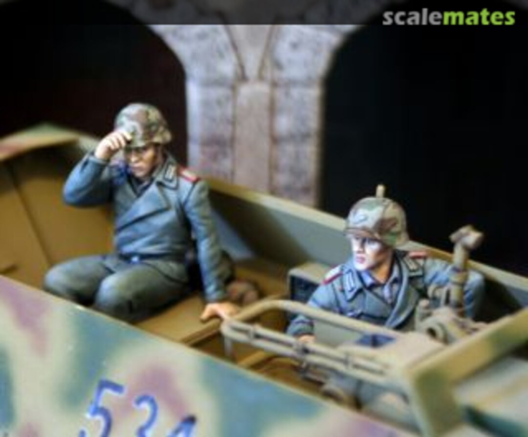 Boxart Ger Crew in SdkFz251- 09 juin 1944 N35093 Nemrod