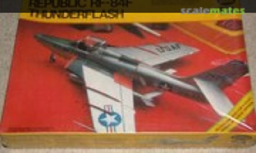 1:72 Republic RF-84F Thunderflash (Testors 876)