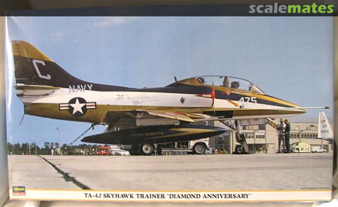 Boxart TA-4J Skyhawk Trainer `Diamond Anniversary´ 08126 Hasegawa