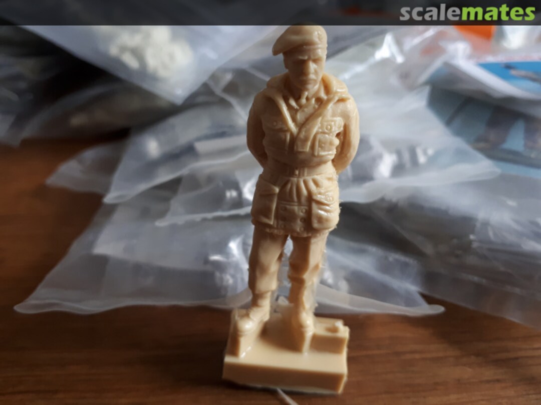 Boxart British para commander  Scale Line