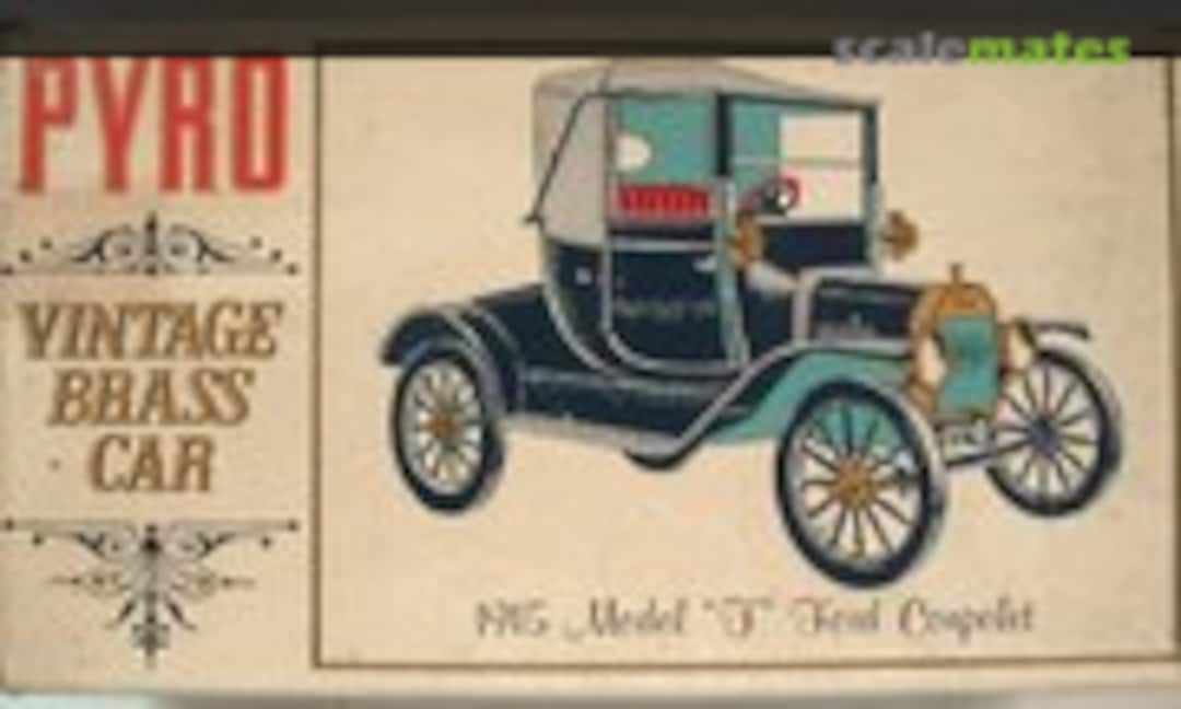 1:32 1915 Model &quot;T&quot; Ford Coupelet (Pyro C451)