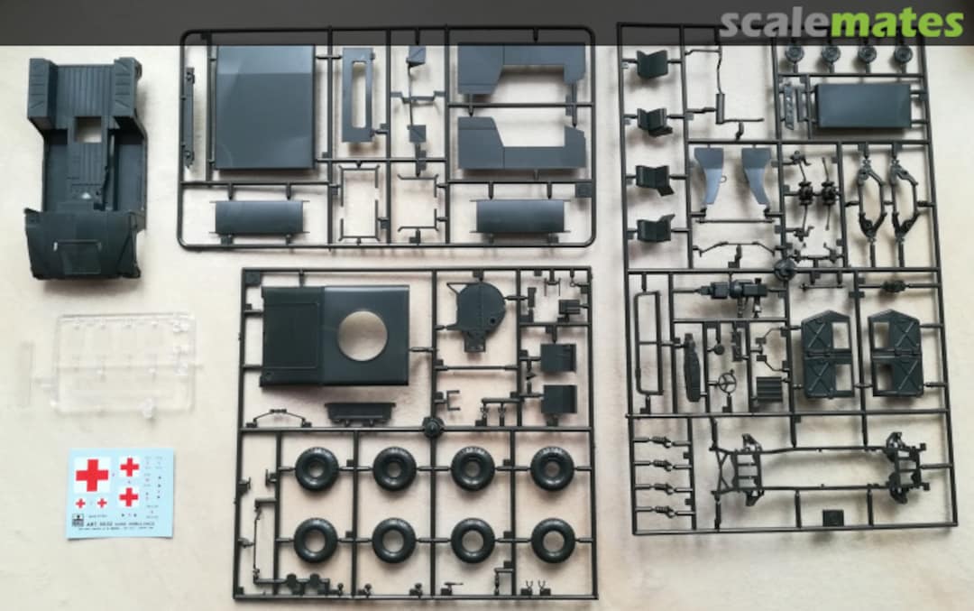 Contents M998 Ambulance 5032 ESCI/ERTL