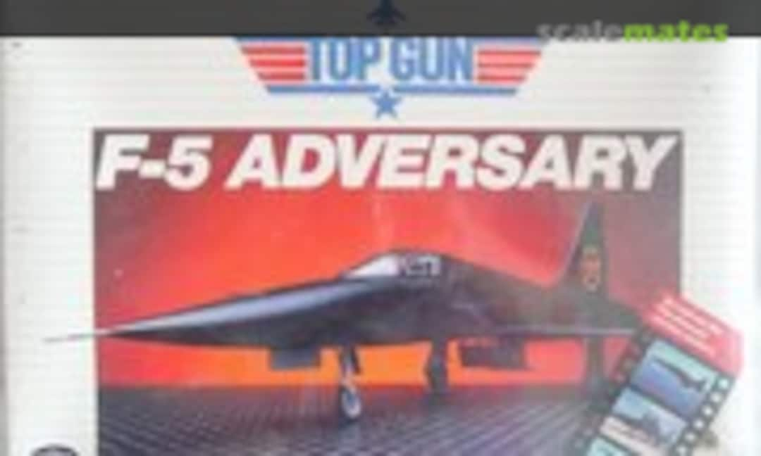 1:48 F-5 Adversary &quot;Top Gun&quot; (Testors 0292)