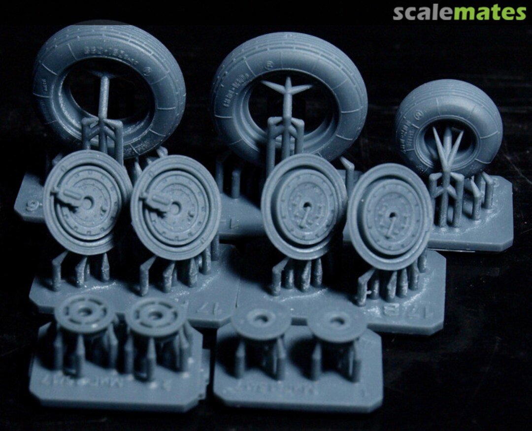 Contents Mikoyan MiG-17 wheels set (early type) №6 MLH/Bring It!