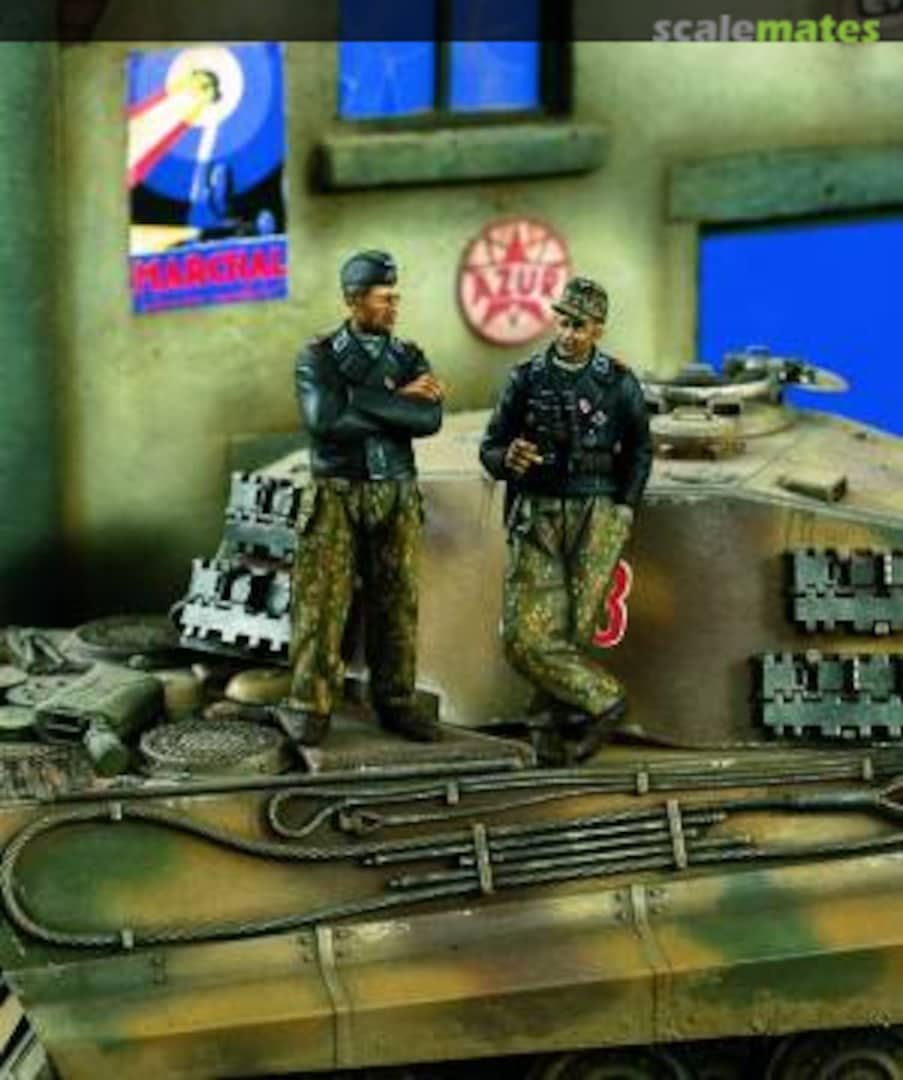 Boxart Tiger Crewmen Relaxing 1352 Verlinden Productions