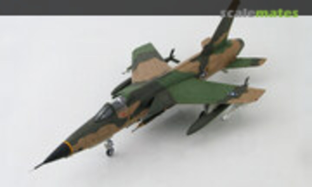 F-105 Thunderchief (Hobby Master HA2513)