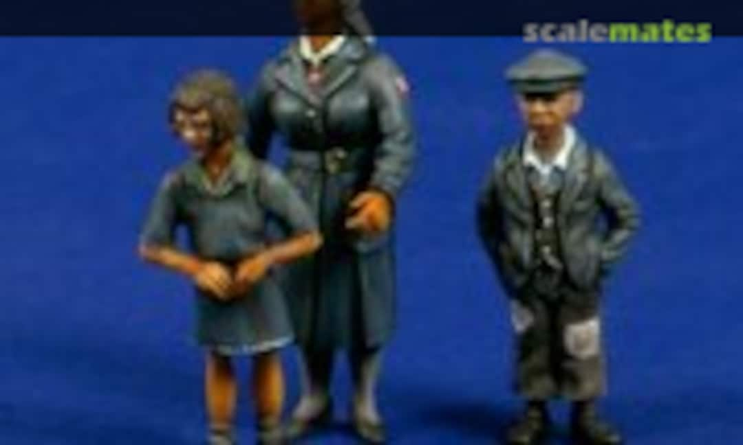 1:35 Nurse With Children WWII (Verlinden Productions 2512)