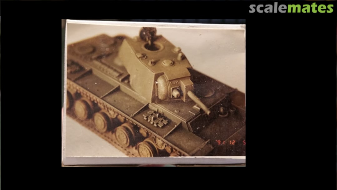 Boxart kV8 Flamethrower Tank Turret 2-017A Commander Models