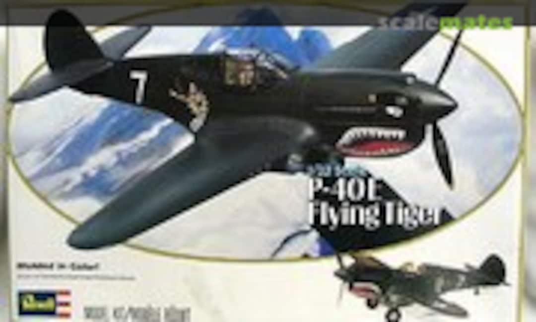 1:32 P-40E Flying Tiger (Revell 4400)