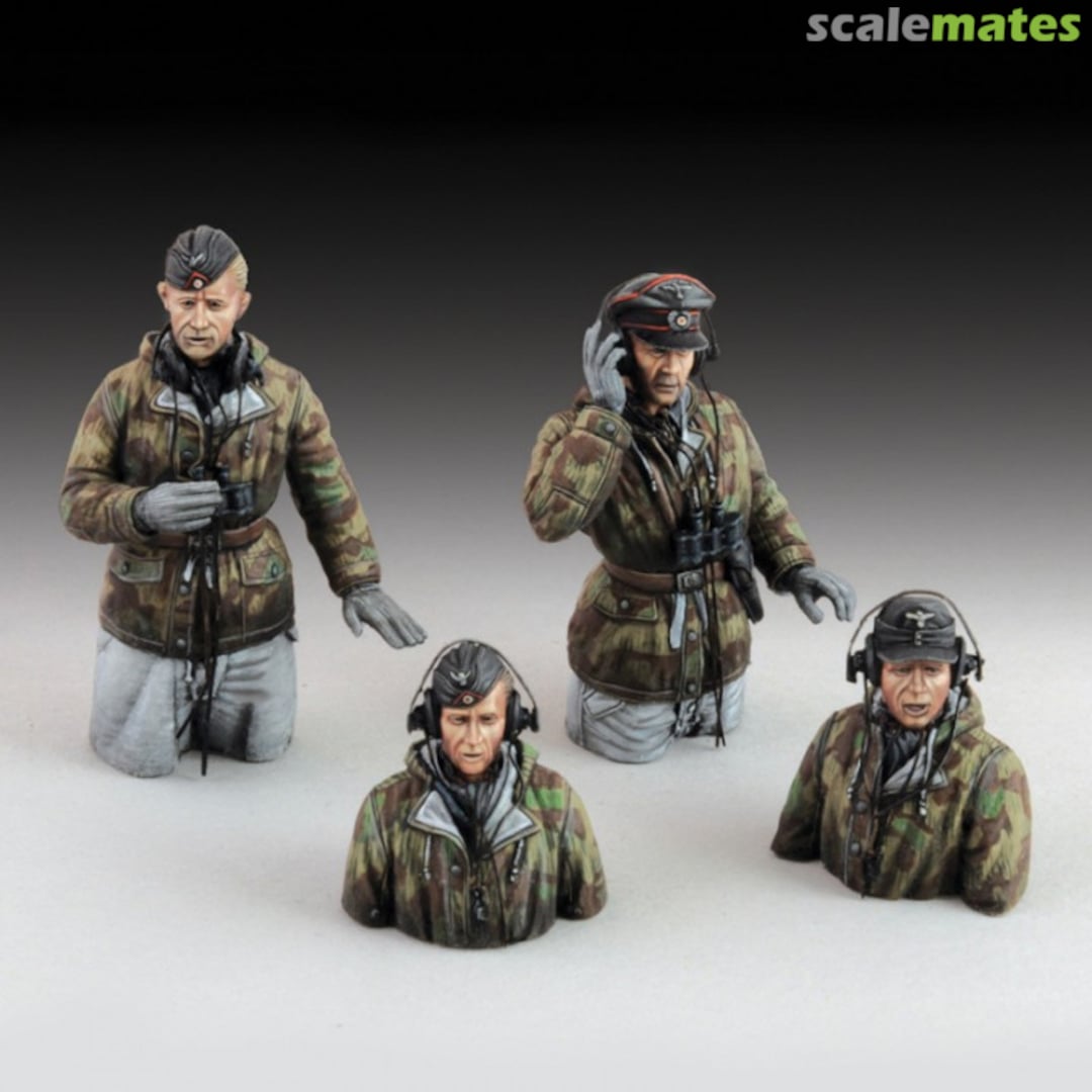 Boxart GERMAN TANK CREW IN WINTER DRESS - WWII 831 Royal Model