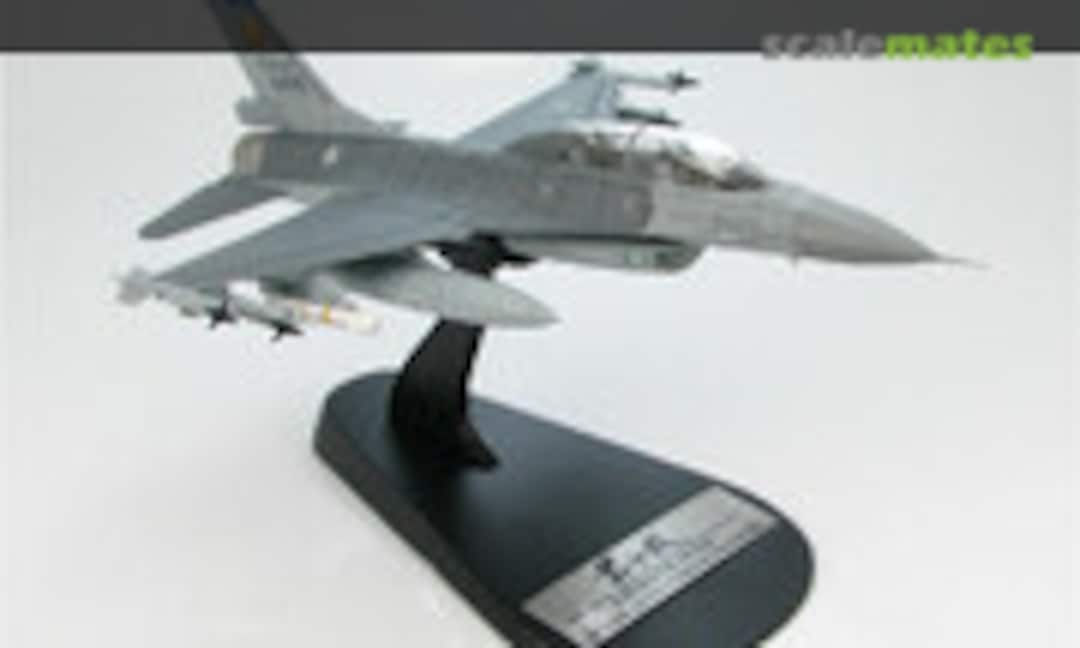 Lockheed F-16B (Hobby Master HA3812)