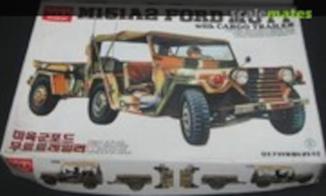 1:35 M151A2 Ford MUTT with Cargo Trailer (Academy CA030)