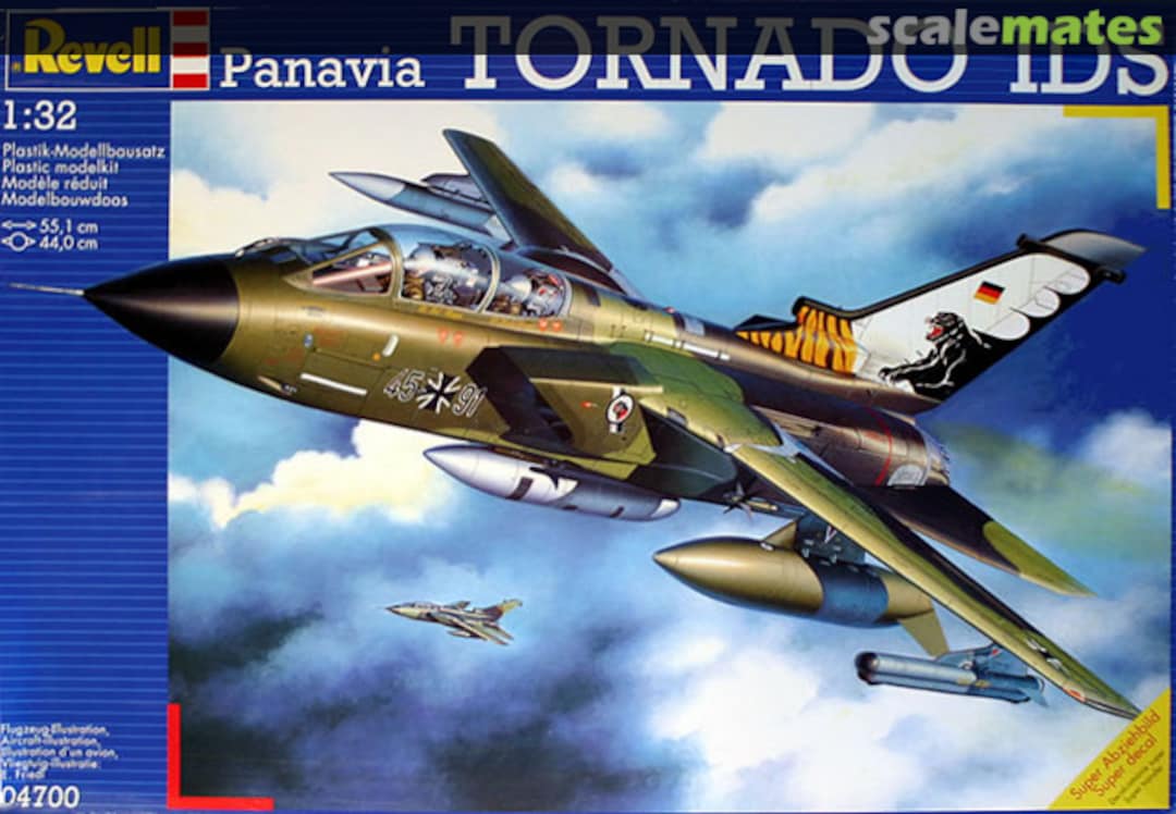 Boxart Panavia Tornado IDS 04700 Revell