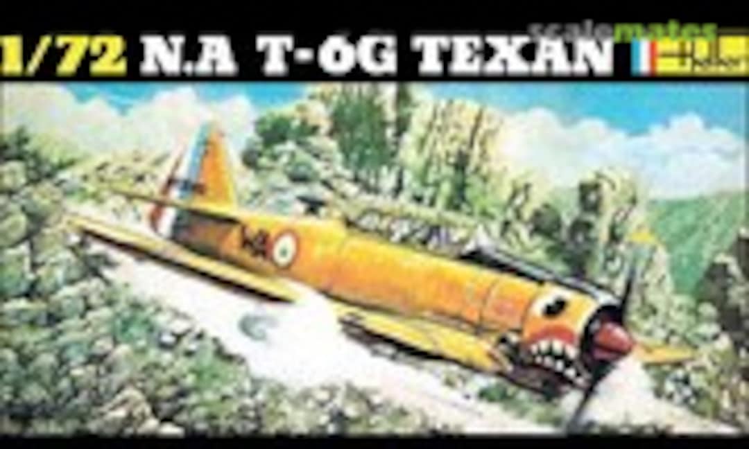 1:72 N.A T-6G Texan (Heller 276)