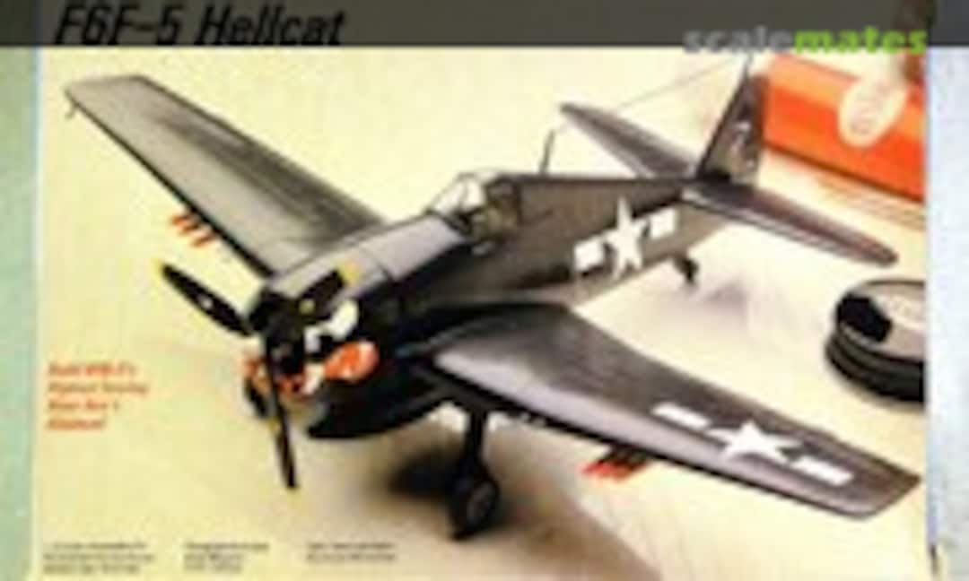 1:72 F6F-5 Hellcat (Testors 416)