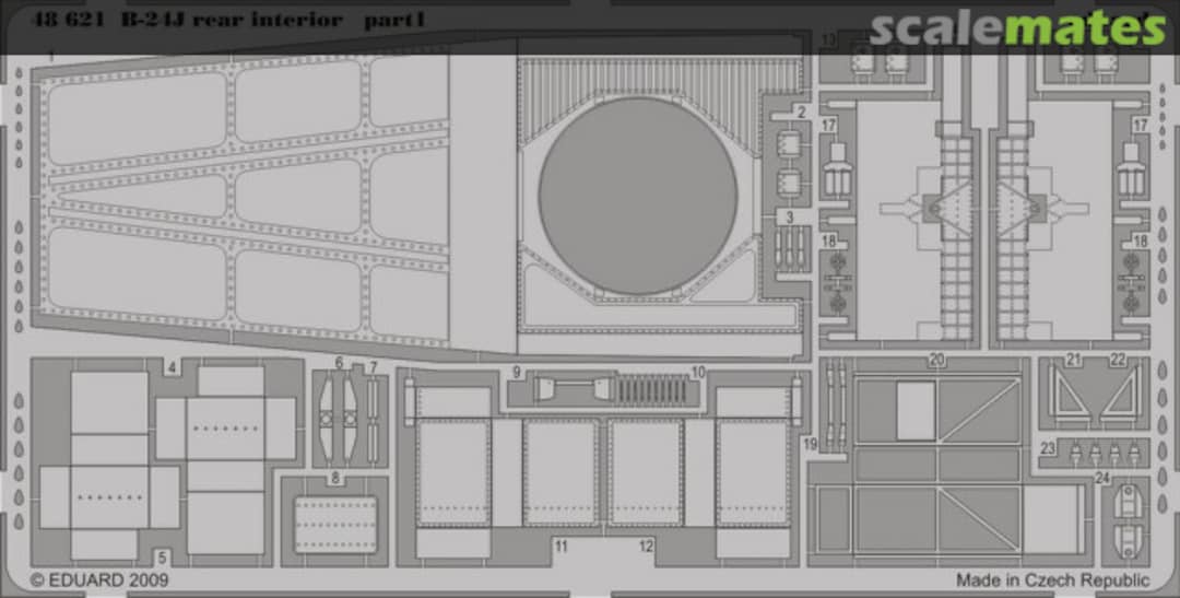 Boxart B-24J rear interior 48621 Eduard