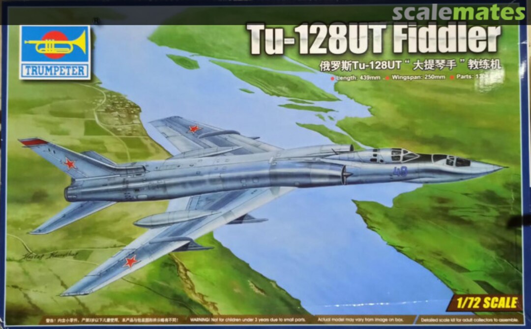 Boxart Tu-128UT Fiddler 01688 Trumpeter