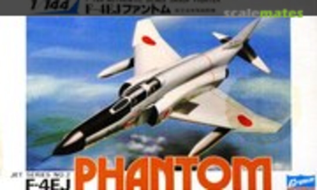 1:144 F-4EJ Phantom (Crown P812)