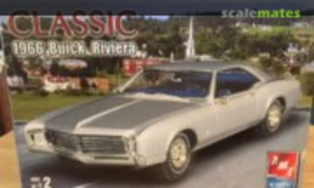 1:25 1966 Buick Riviera (AMT/ERTL 30083)