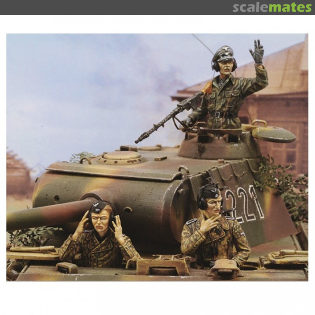 Boxart Panther Crew WWII 317 Royal Model