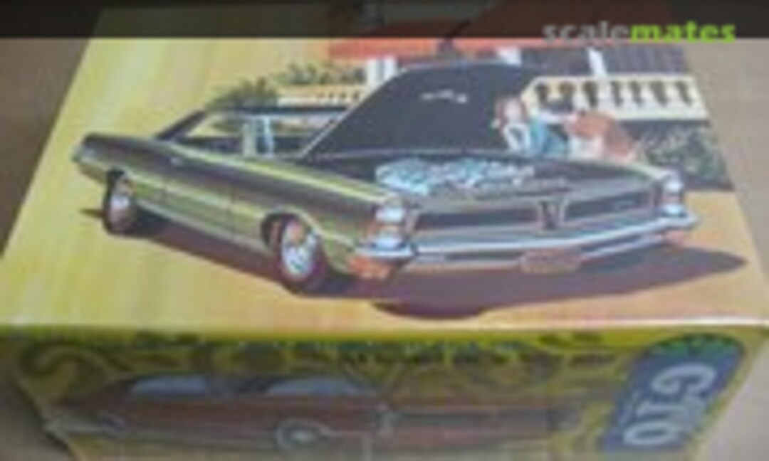 1:25 65 Pontiac GTO (AMT T286-200)