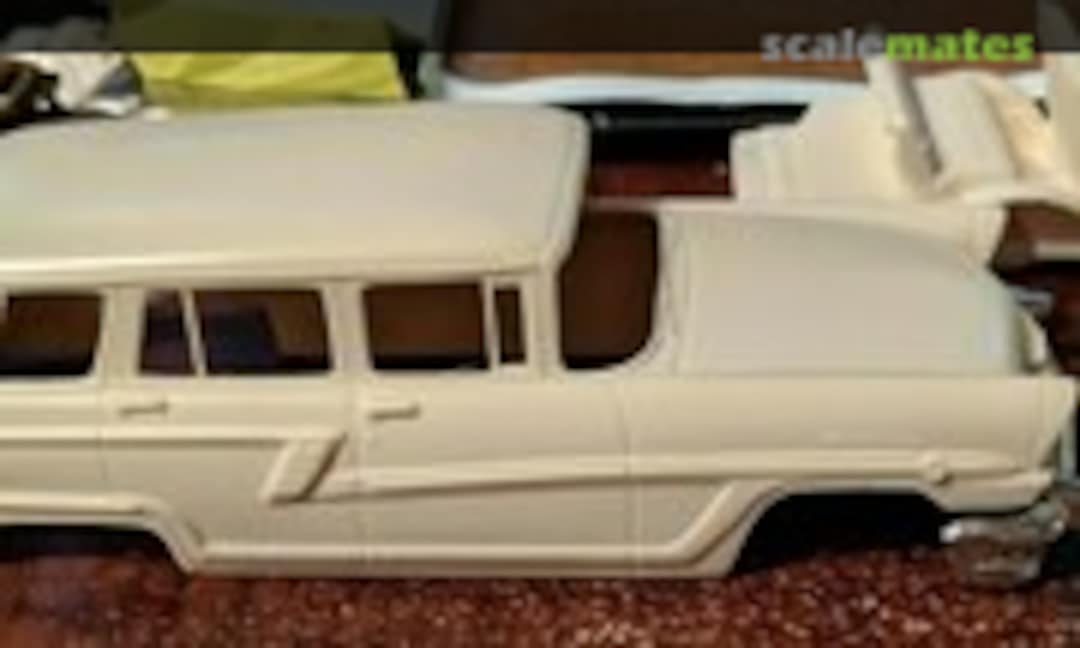 1:25 1956 Mercury Woody Wagon (Modelhaus )