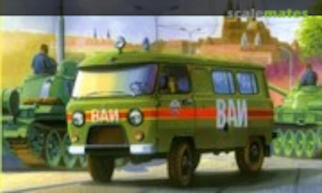 1:35 UAZ-452 Command (Bilek 988)