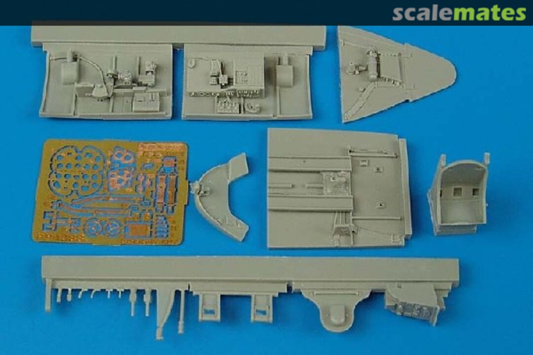 Boxart F6F-5 Hellcat cockpit set 4388 Aires