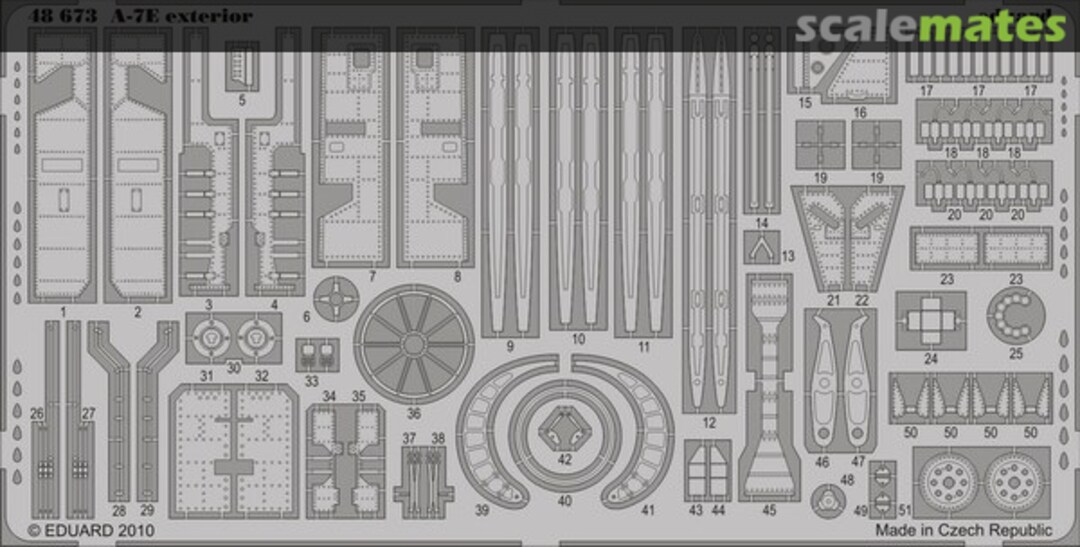Boxart A-7E exterior 48673 Eduard