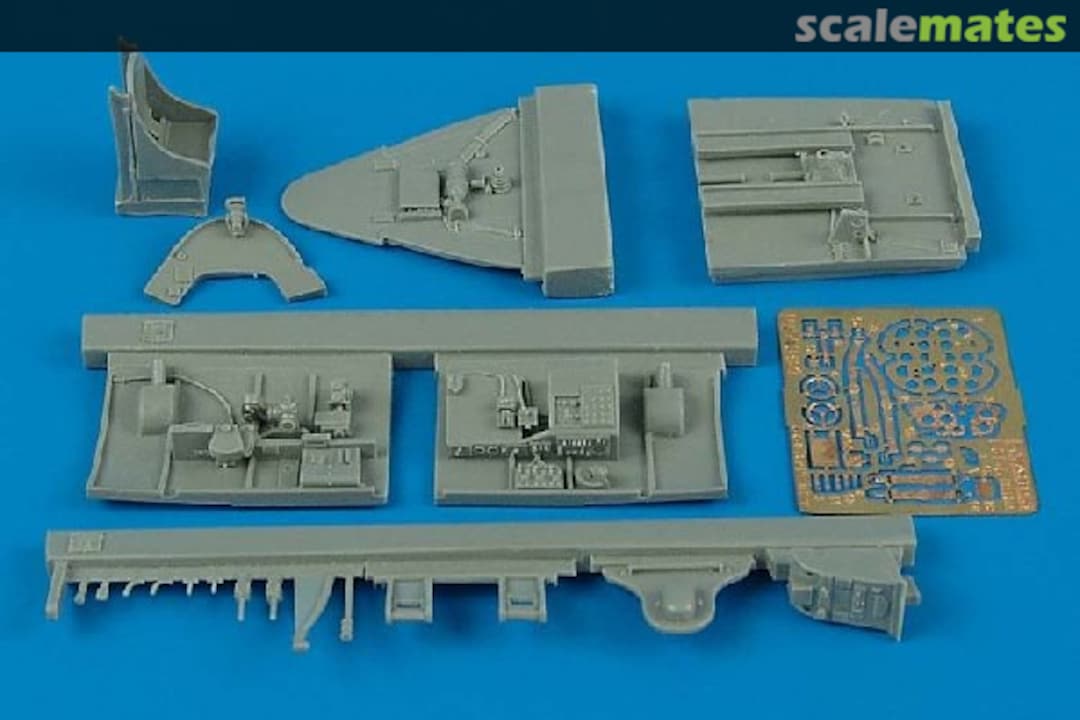 Boxart F6F-5 Hellcat cockpit set 4394 Aires