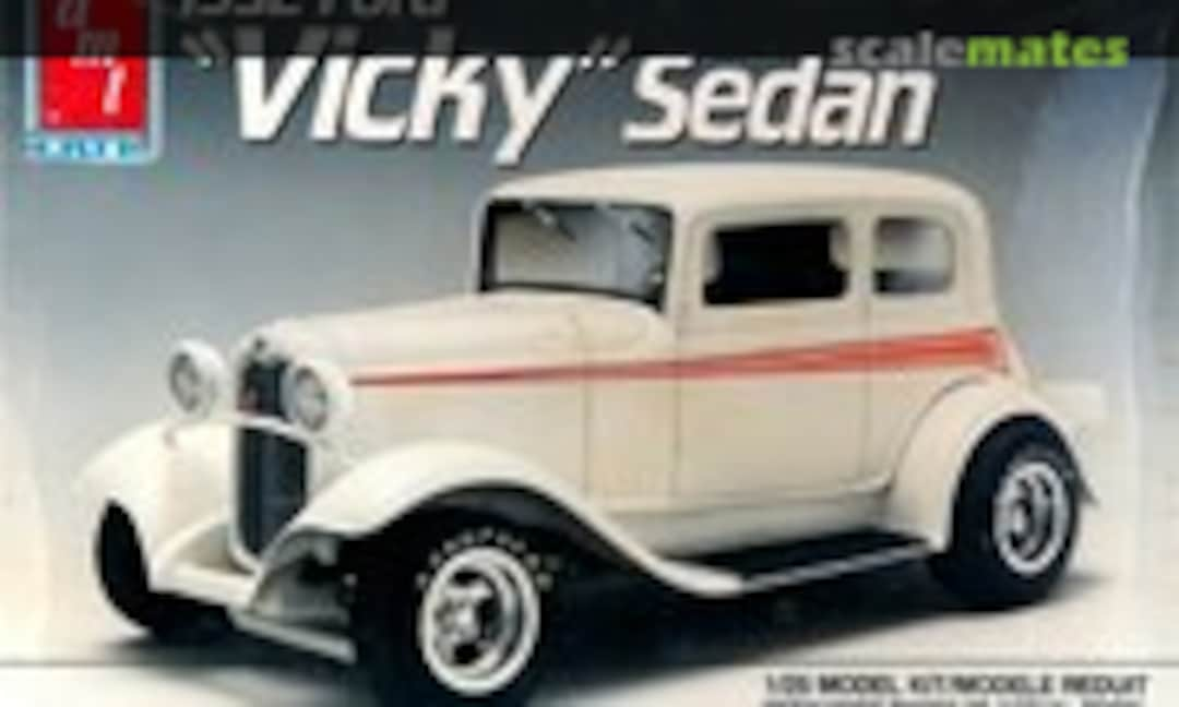 1:25 1932 Ford &quot;Vicky&quot; Sedan (AMT/ERTL 6573)