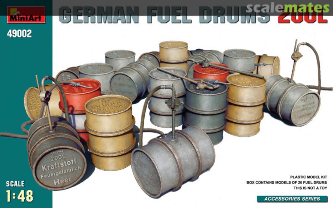 Boxart German Fuel Drums 200l set 49002 MiniArt