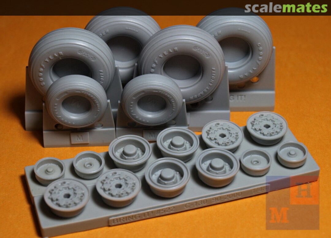 Contents Lockheed C-130 wheels resin set #522 MLH/Bring It!