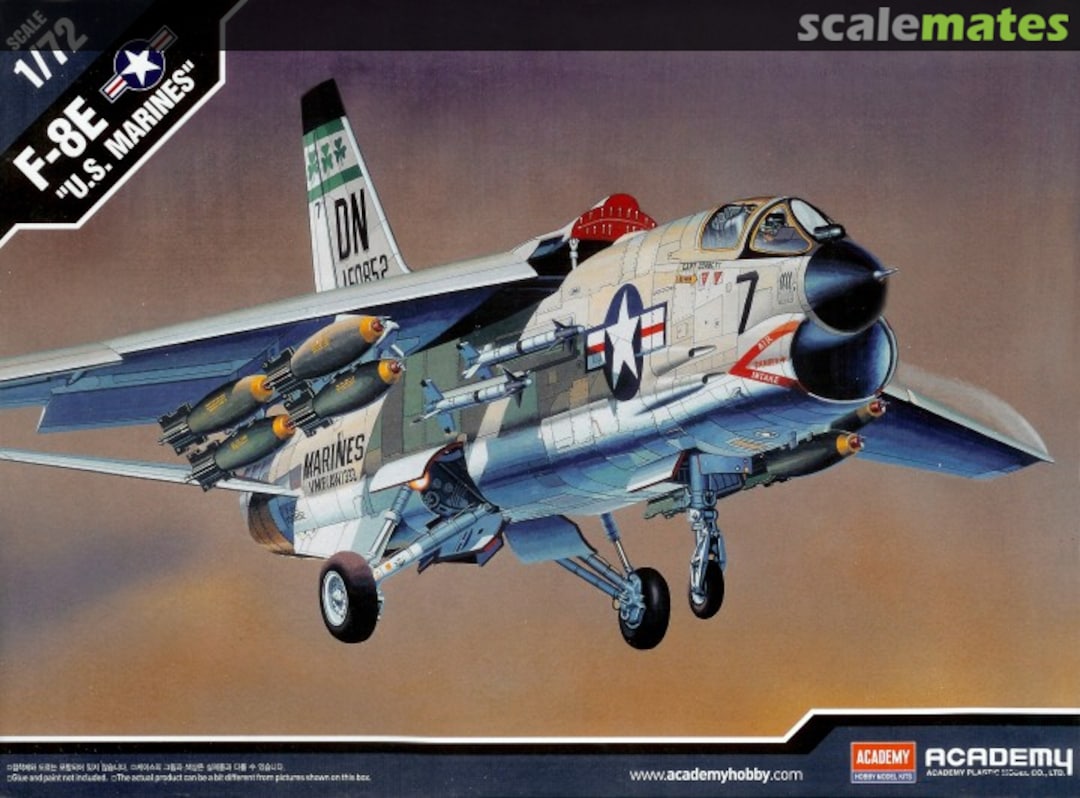 Boxart F-8E Crusader 12440 Academy