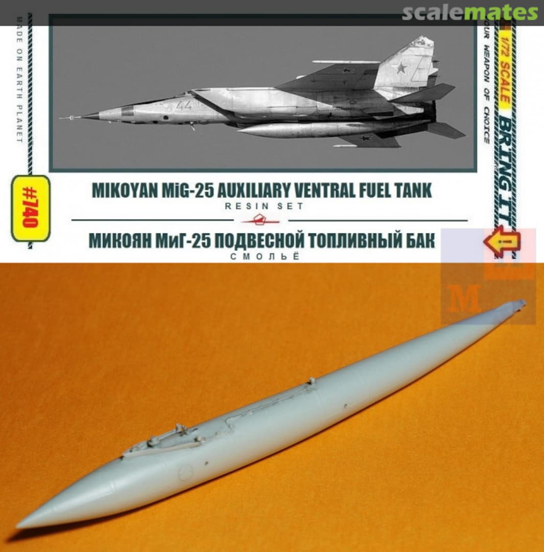 Boxart Mikoyan MiG-25 correct ventral fuel tank #740 MLH/Bring It!