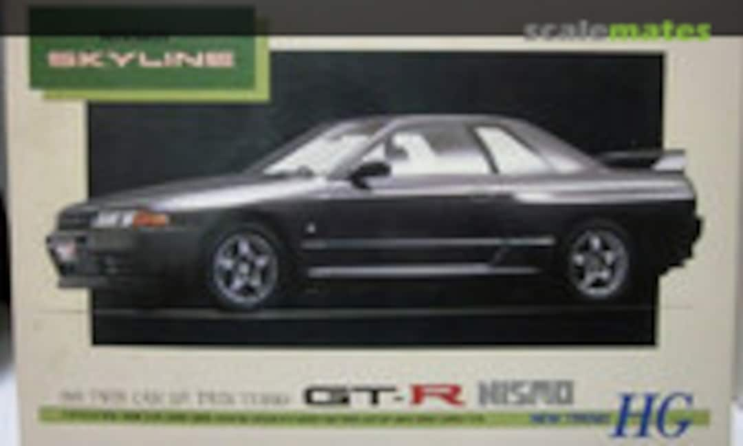 1:24 Nissan Skyline GT-R Nismo (R32) (Aoshima 011548)