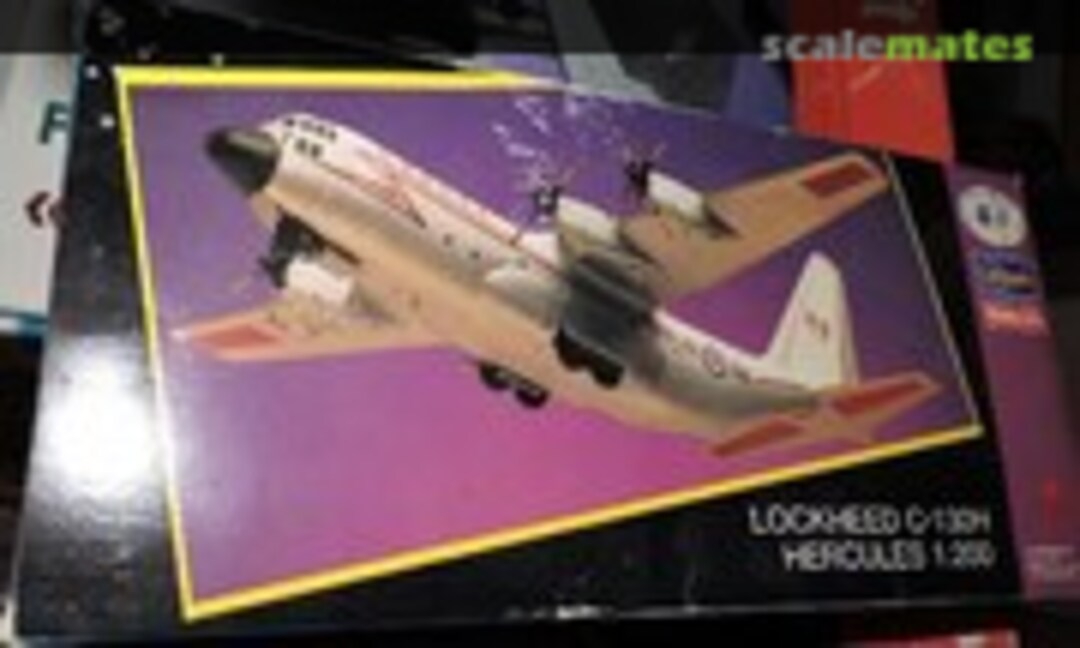 1:200 Lockheed C-130H Hercules (Hasegawa : SI (Shaben Int'l) NTL-H-5)