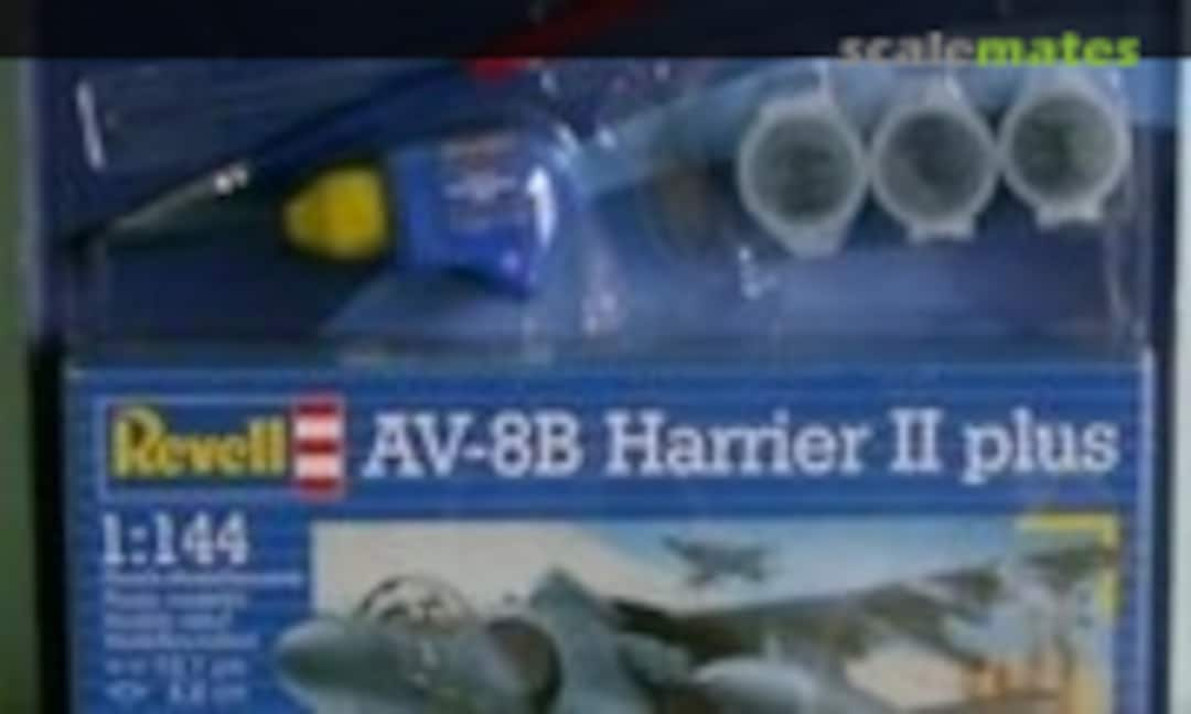 1:144 AV-8B Harrier II plus (Revell 64038)