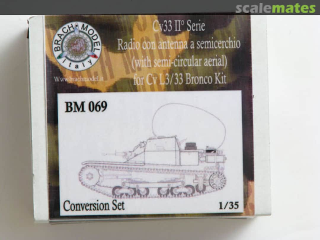 Boxart Cv 33 II°Serie with semi circular aerial BM069 Brach Model